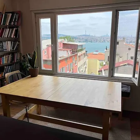 Cozy Place With Bosphorus View