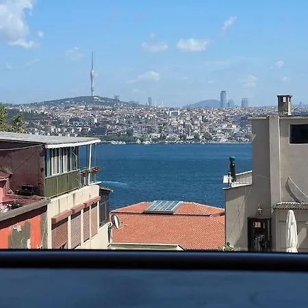 Cozy Place With Bosphorus View شقة