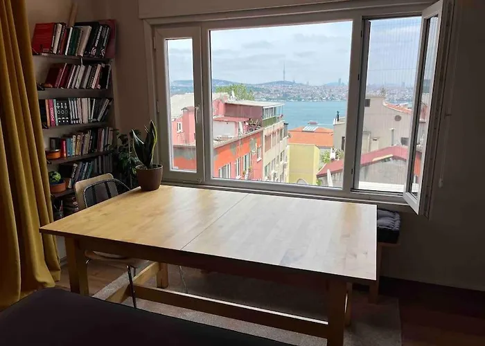 Cozy Place With Bosphorus View
