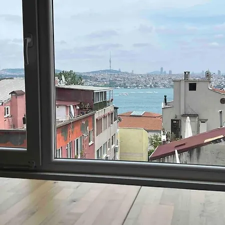 Cozy Place With Bosphorus View *